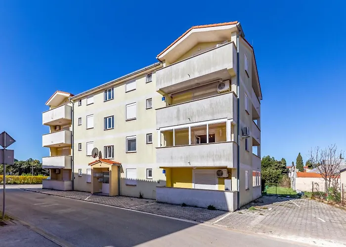 Lola Apartamento